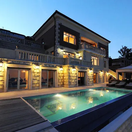 公寓 Isabella 奥帕提亚