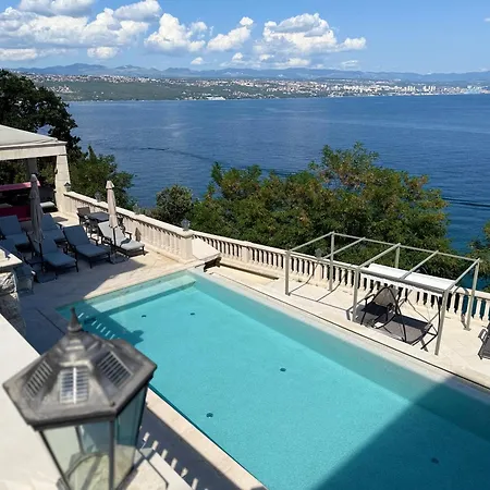 Isabella Apartment *